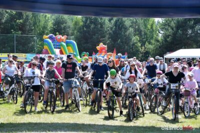 Rajd rowerowy z Kruszowic. Ponad 300 osób przejechało przez gminę Bierutów [ZDJĘCIA]