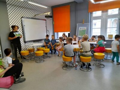 Ciekawy gość na przyrodniczych zajęciach z Lisim Zakątkiem