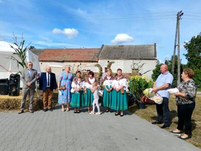 Krzeczyn dziękował za plony. Wyjątkowo udane dożynki za nami [ZDJĘCIA]