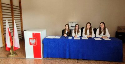 Wybory do samorządu uczniowskiego w oleśnickiej dwójce