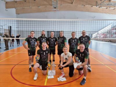 Triumf Nadleśnictwa Syców w XVIII Finałowym Turnieju Leśników w Piłce Siatkowej