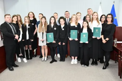 Inauguracyjna sesja Młodzieżowej Rady Gminy Oleśnica