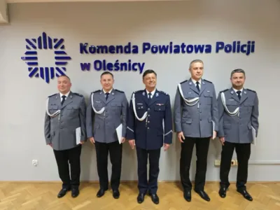 Czterech funkcjonariuszy oleśnickiej policji awansowało na młodszych aspirantów