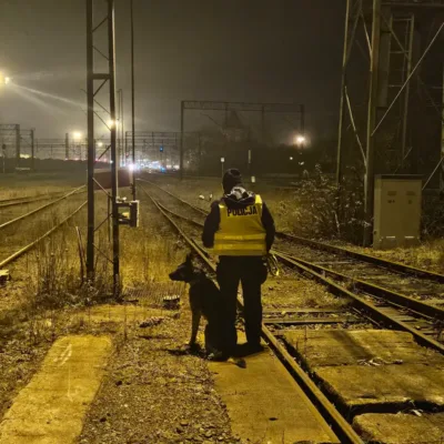 Policjanci wzmacniają ochronę infrastruktury kolejowej. Trwa ogólnopolska operacja TOR
