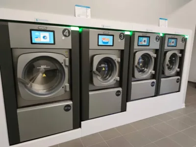 Nowa pralnia samoobsługowa w Oleśnicy – wygoda, nowoczesność i czystość w zasięgu ręki
