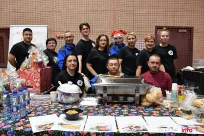 Kiermasz bożonarodzeniowy w gminnej hali przy ul. Wileńskiej [ZDJĘCIA]