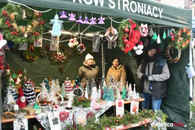 Jarmark świąteczny na oleśnickim rynku [ZDJĘCIA]