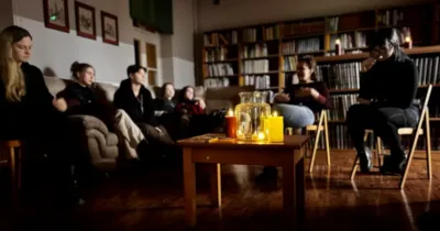 Autentyczność w poezji i relacjach. V Wieczór Poetycki Młodych Twórców w Czytelni