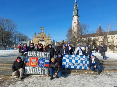 Ultrasi Pogoni na Jasnej Górze. Pielgrzymka kibiców ponad klubowymi podziałami