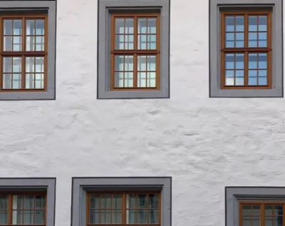 Jak wybrać odpowiedni tynk elewacyjny do rodzaju budynku?