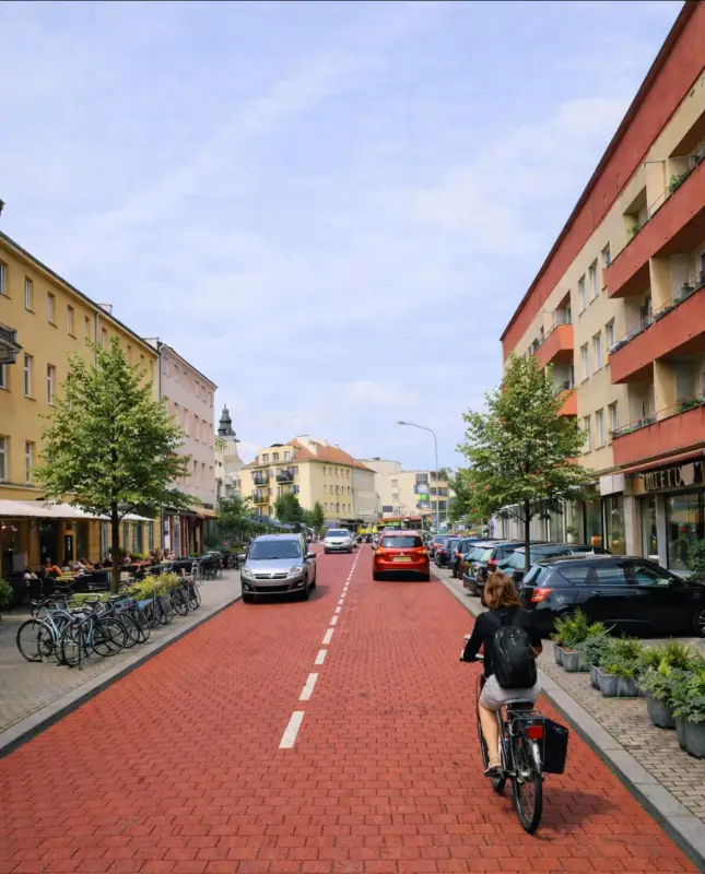 Na wizualizacji jest ul. 3 Maja w Oleśnicy po zmianach.