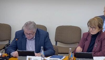 Radny Gębuś pyta o cięcia w Funduszu Pracy. Odpowiada przewodniczący Bronś