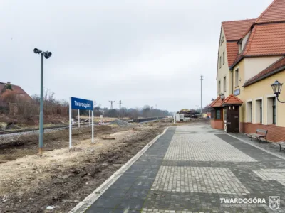 Nowy wiadukt i przebudowa peronów w Twardogórze