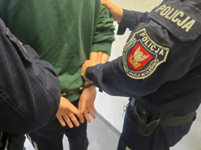 Brutalny napad w Sycowie. Użyli noża, grozili śmiercią i ukradli telefon. Sprawcy już w areszcie