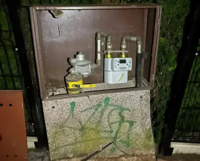 Nocny horror w Smardzowie. Krok od wybuchu gazu po uderzeniu w skrzynkę