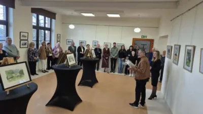 Od Panoramy Racławickiej do subtelnej akwareli. Wystawa Wiesława Kowalczyka w Dziadowej Kłodzie