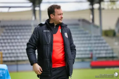 Trener z Bierutowa awansował do Championship i przenosi się do nowego klubu 