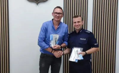 Będzie bezpieczniej w gminie Międzybórz. Samorząd wsparł policję nowym sprzętem