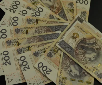 Od lokomotywy parowej po akcje Nvidii i miliony na koncie. Co kryją portfele oleśnickich radnych?