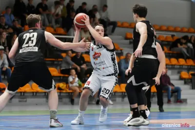 Koszykarski walec z Oleśnicy. Team-Plast nie daje szans rywalom