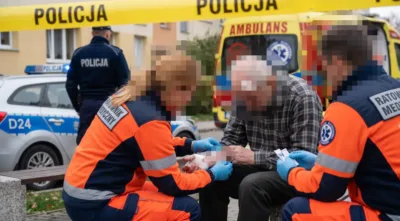 Brutalny atak w biały dzień przy ul. Sikorskiego. Zapytał „jak idziesz?”, po czym uderzył pięścią w głowę