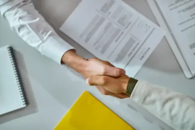 Błyskawiczne umowy o dzieło. ZUS: Ponad jedna czwarta trwa tylko jeden dzień