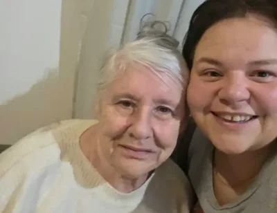 Zamiast kolejnego znicza – pomoc dla żyjących. Wzruszający zryw w Oleśnicy dla 77-letniej pani Jadzi i jej prawnuczki